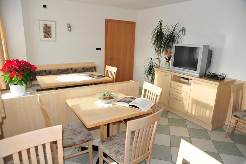Pension Harrasser Falzes Extérieur photo
